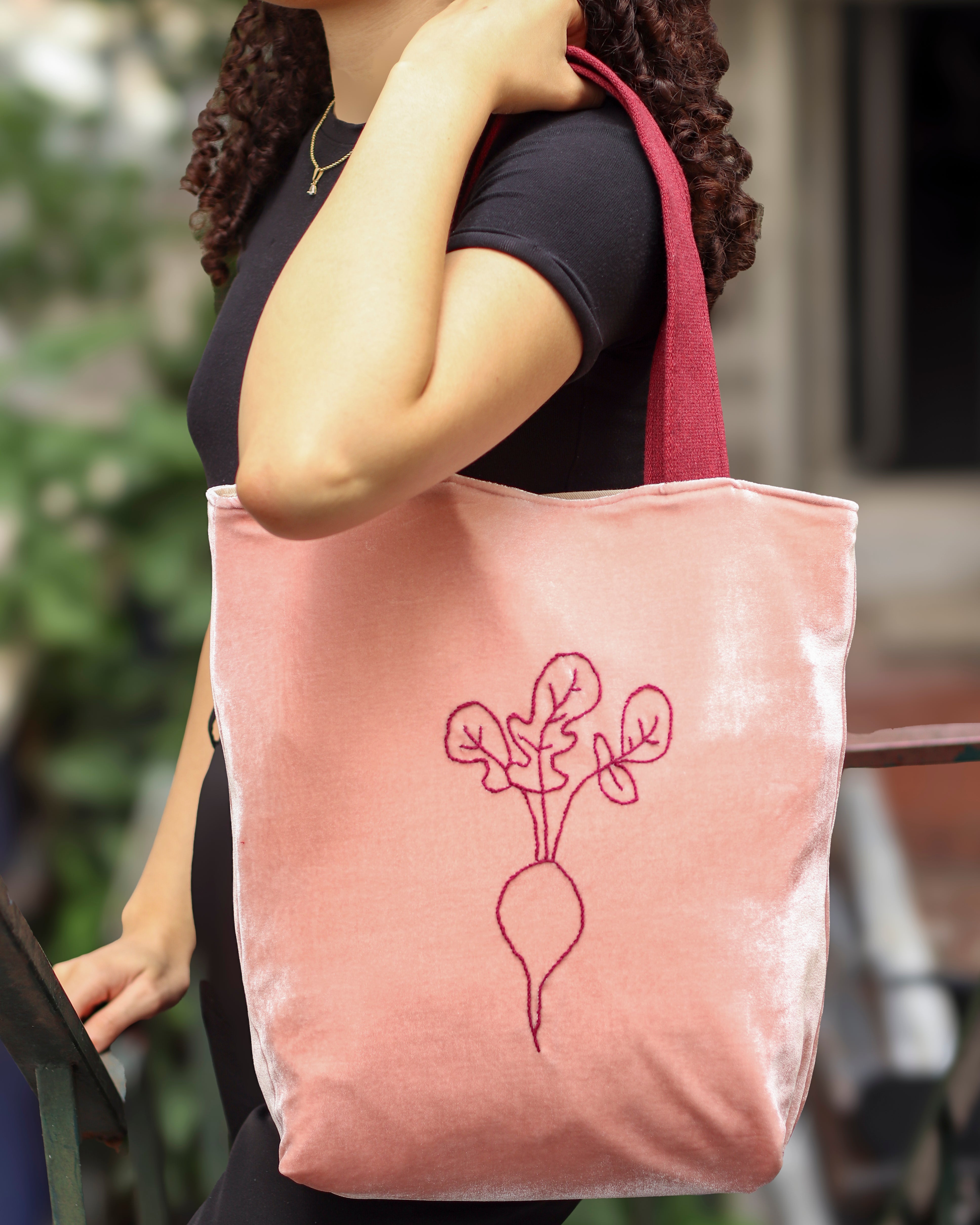 Sacola Veludo Rabanete