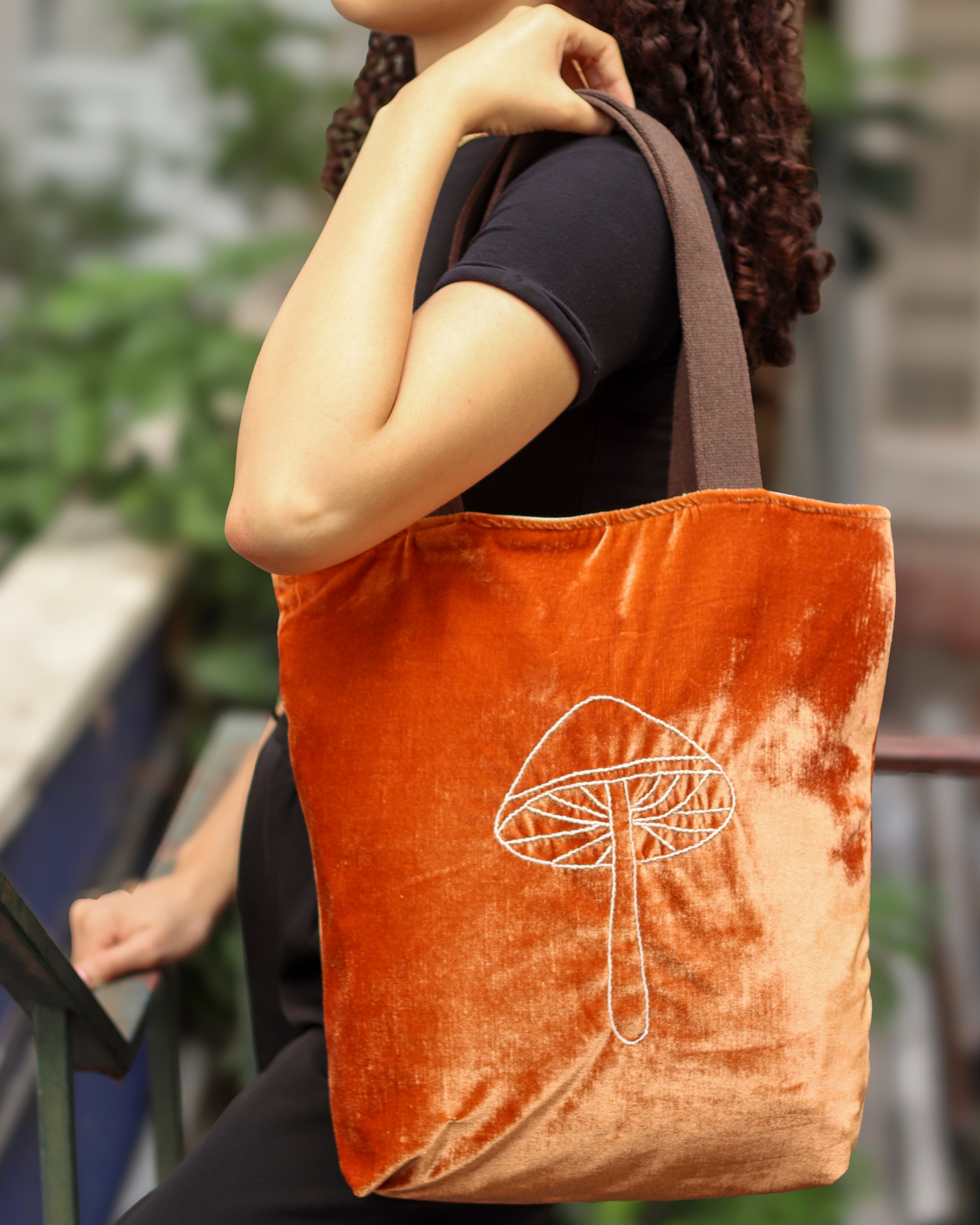 Sacola Veludo Cogumelo